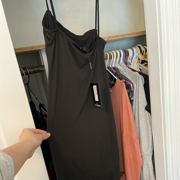 Black maxi - Picture 2 of 4